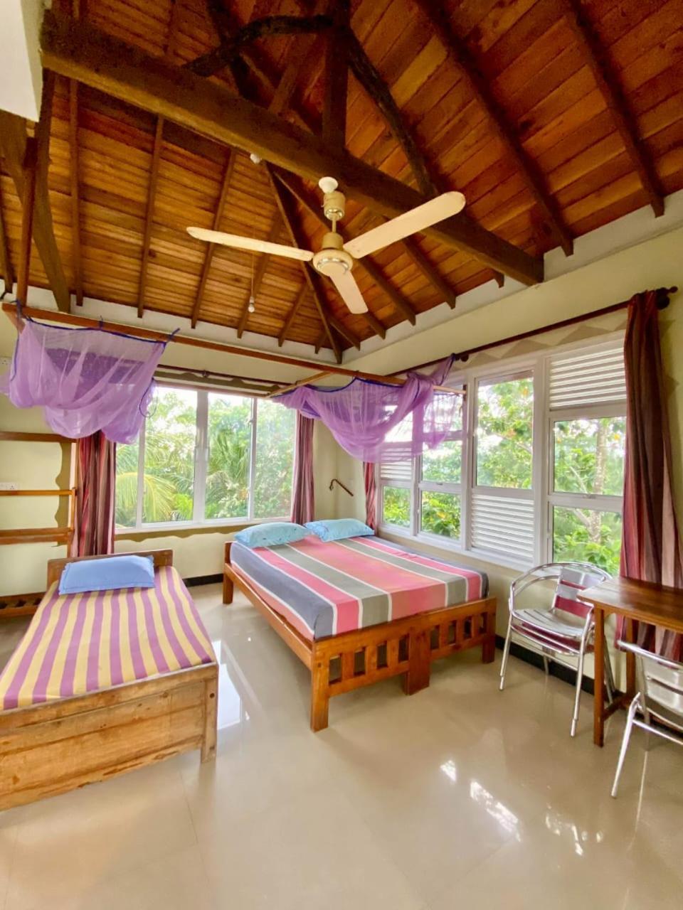 Beach Hut Baie d'Arugam Extérieur photo
