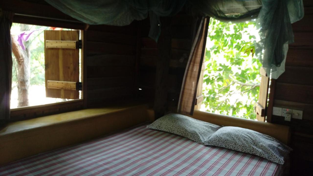 Beach Hut Baie d'Arugam Extérieur photo